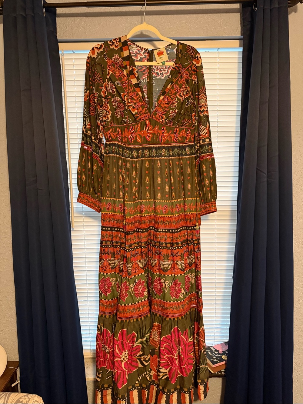 FARM RIO Multicolor Ainika Long Sleeve Maxi Dress - Minor Flaw